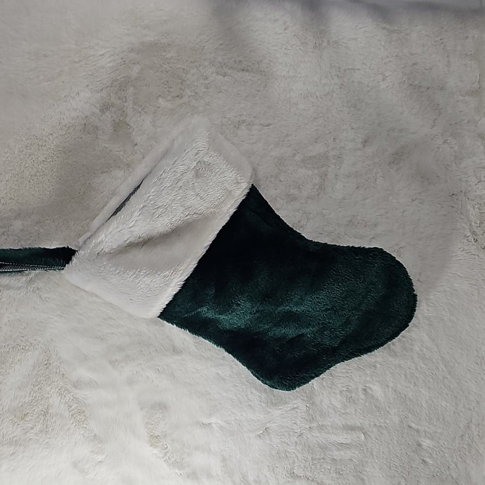 Hunter Green Vintage Traditional stocking with Faux Fur Cuff